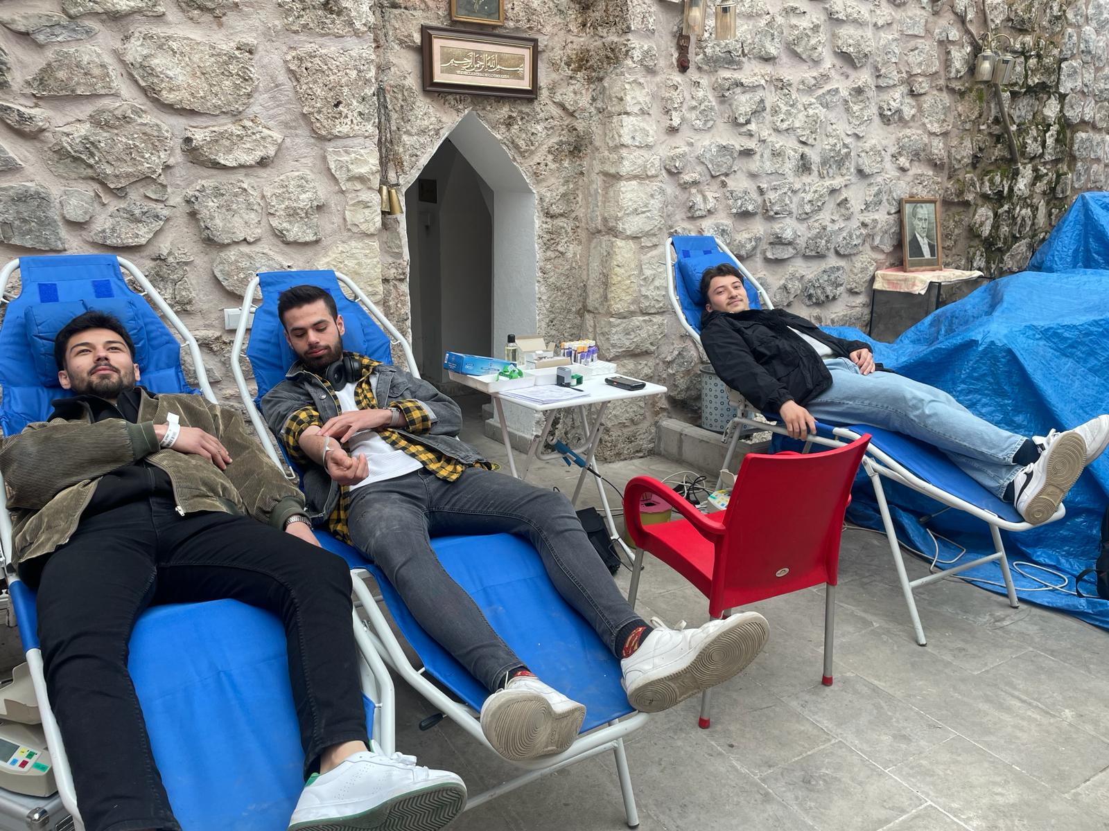 Meslek Yüksekokulumuzdan Kızılay Kan Bağışına Destek